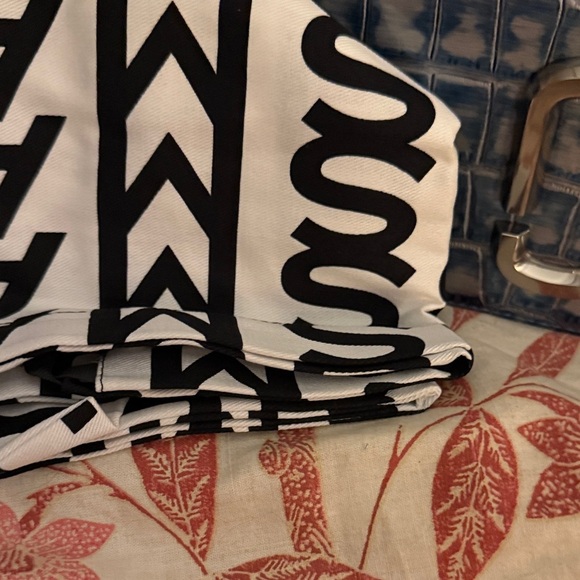 Marc Jacobs Blue Croc-Embossed Crossbody Bag - Picture 6 of 16